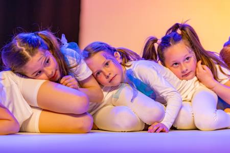 Območna revija plesnih skupin Finesa plesa 2024 (9)